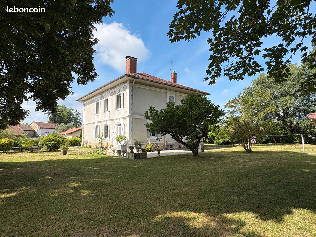 Maison 8 pièces 260 m² · à Pontonx-sur-l'Adour · 260 m² · 443 000 €