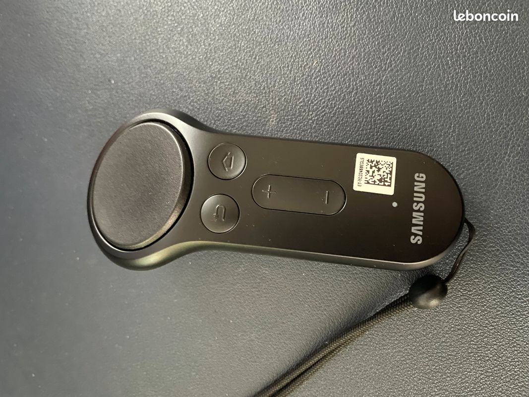 Samsung S8 plus + Coque Spigen + Samsung Gear VR Oculus + Samsung Gear VR Controller (image 9)