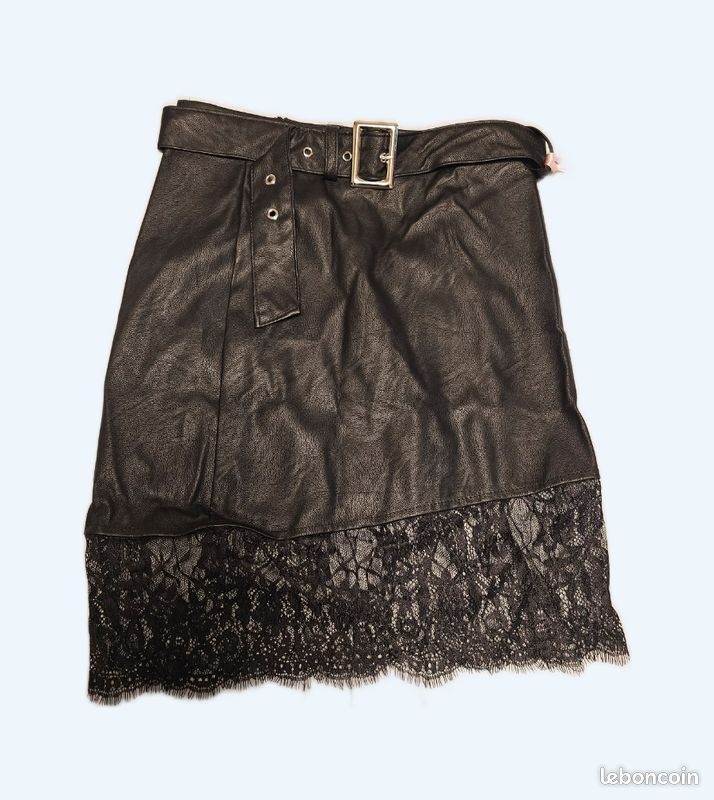 Jupe simili cuir dentelle Vêtements