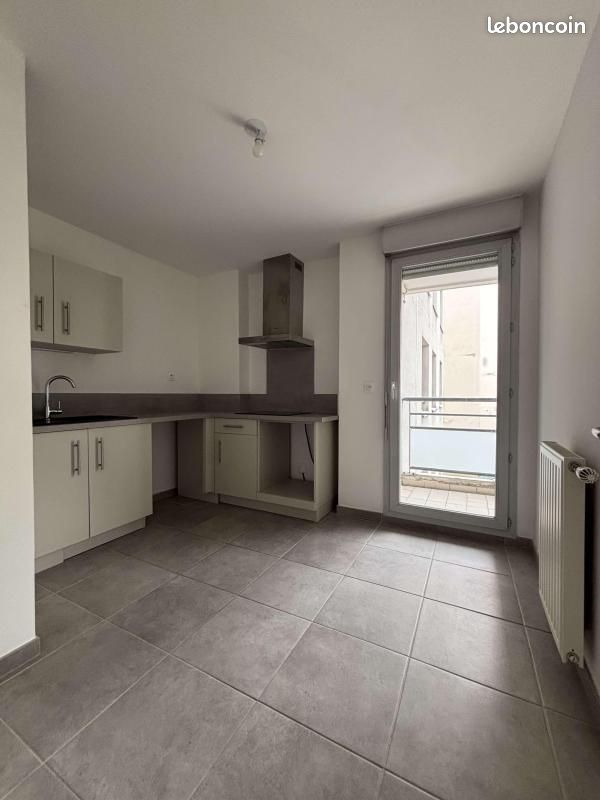 Appartement 2 pièces 56 m² · à Lyon · 56 m² · 905 €/mois
