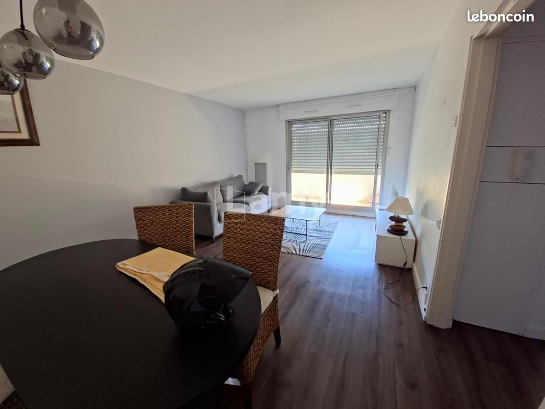 Appartement 2 pièces 52 m² · à Bordeaux · 52 m² · 970 €