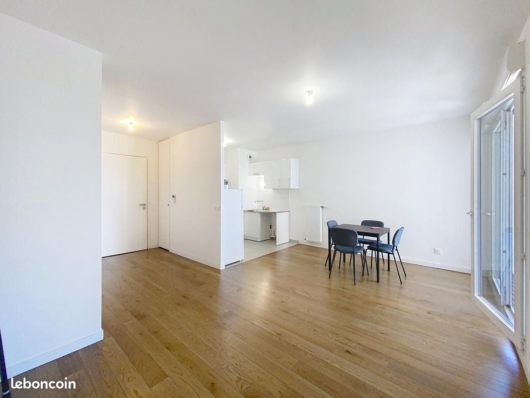 Appartement 3 pièces 67 m² · à Saint-Ouen-sur-Seine · 67 m² · 1 670 €