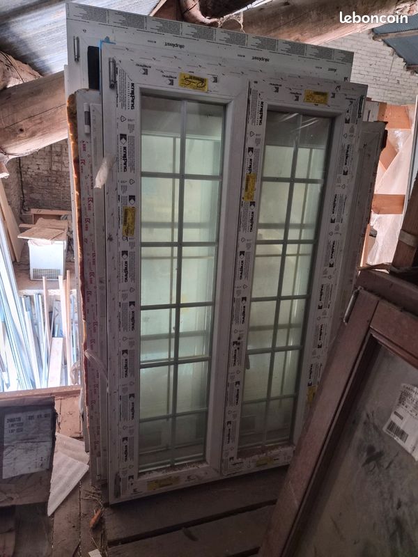 Fenetre PVC Neuve 95x164,5 oscillo-battante (image 2)