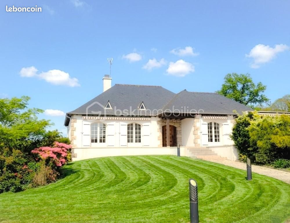 Maison 7 pièces 168 m² · à Châtillon-en-Vendelais · 168 m² · 299 500 €
