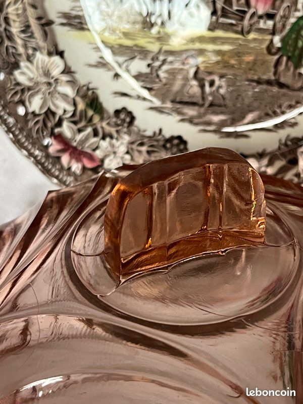 cloche en verre rose rosaline et plateau Art Déco 1930s