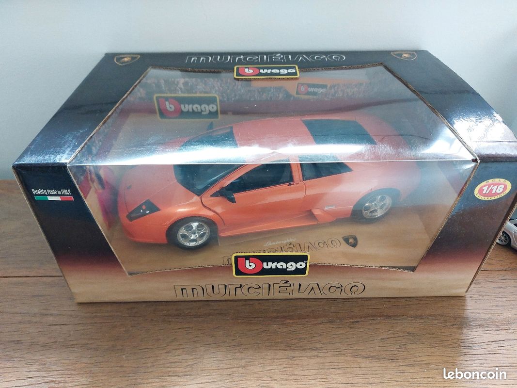 VOITURE DE COLLECTION-BURAGO LAMBORGHINI 1/18 - COMME NEUF EN BOITE !PROMO