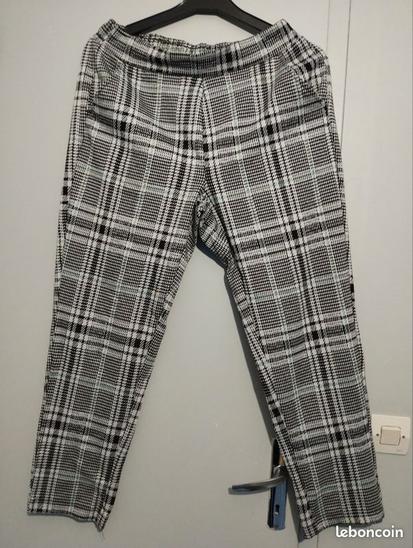 Pantalon T42/44 (image 1)