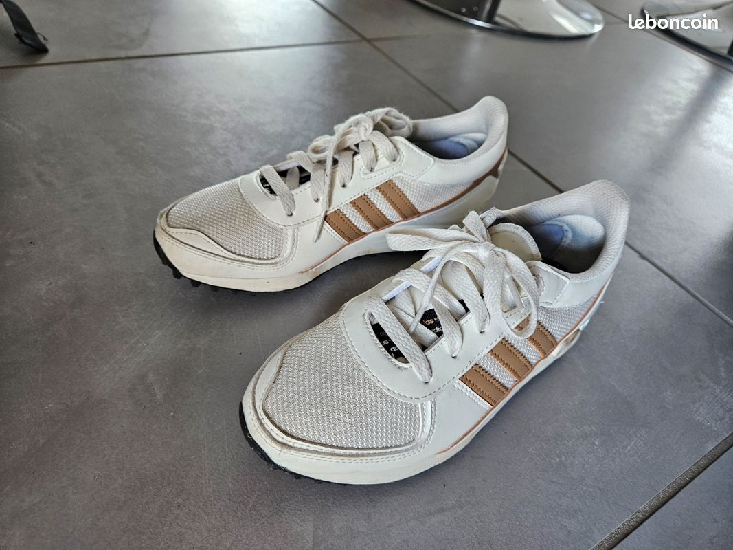 Baskets Adidas parfait état (image 2)