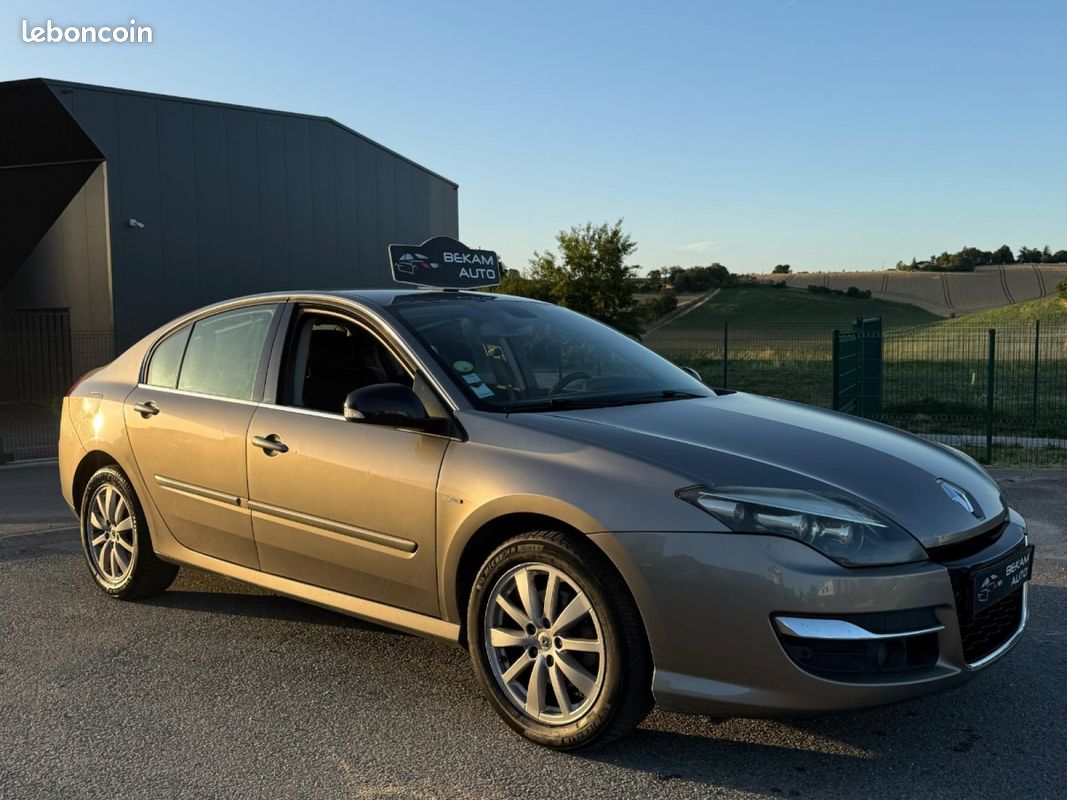 RENAULT LAGUNA 2.0 dCi 150 Bose Edition (image 9)