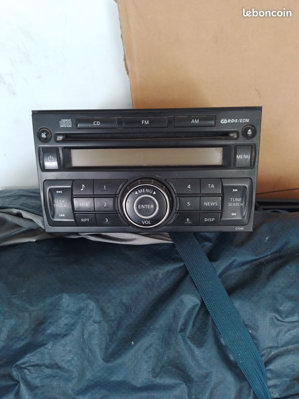 Autoradio navara d40 (image 1)