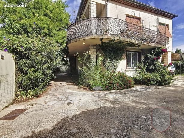 Maison 7 pièces 180 m²