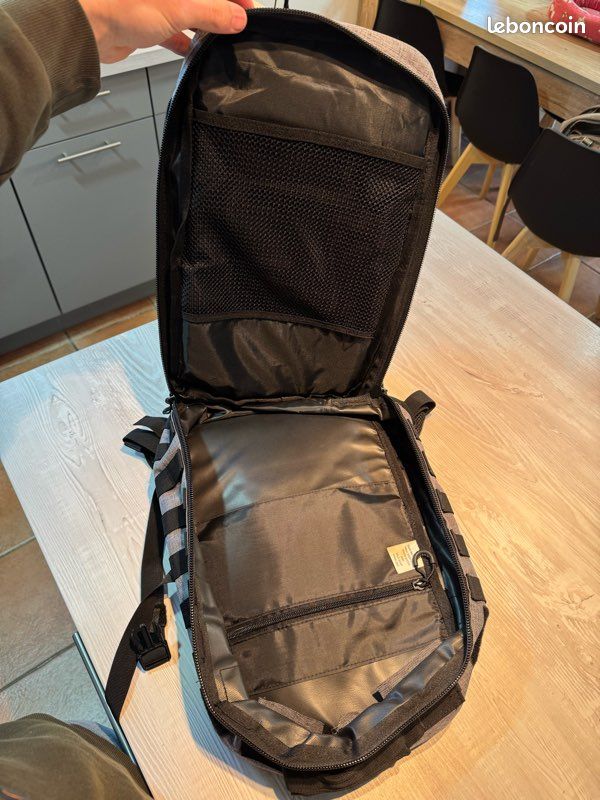 Bagagerie, Sac à dos 40 L Baroud BOX ARES NOIR, Trousse