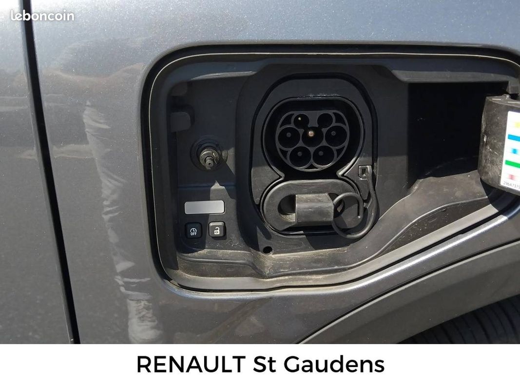 RENAULT Megane E-Tech EV60 130ch optimum charge Evolution ER (image 22)