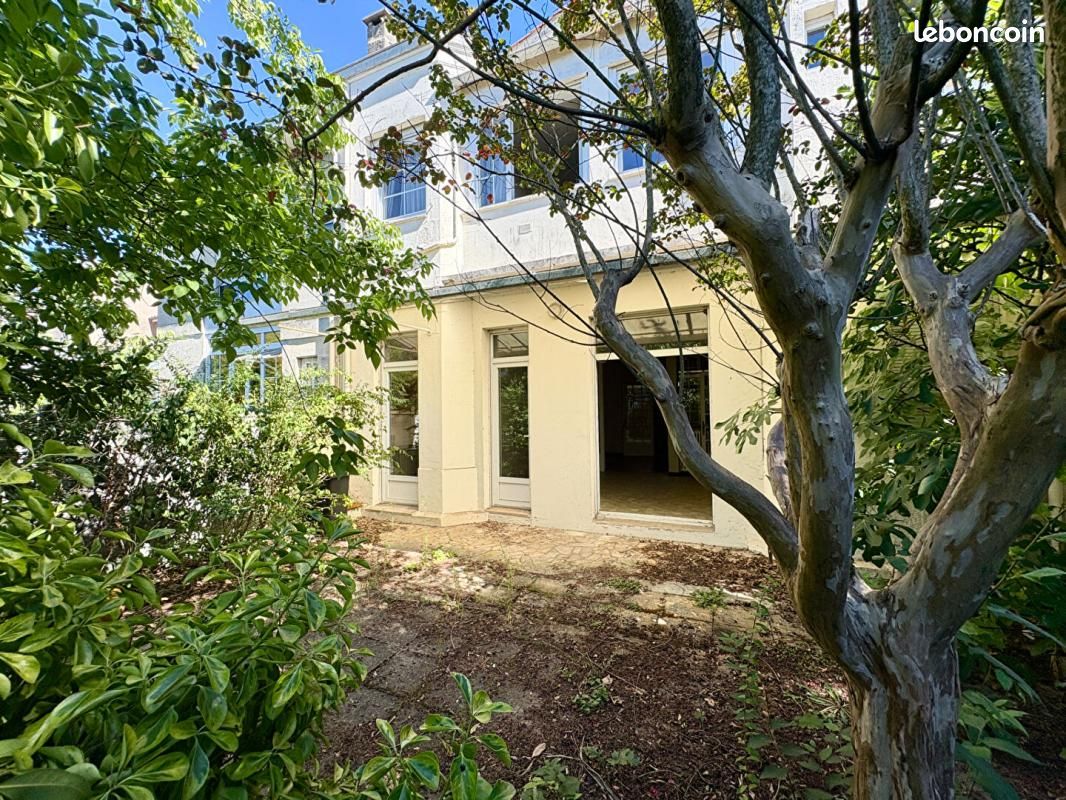 Maison 6 pièces 208 m² · à Bordeaux · 208 m² · 783 750 €