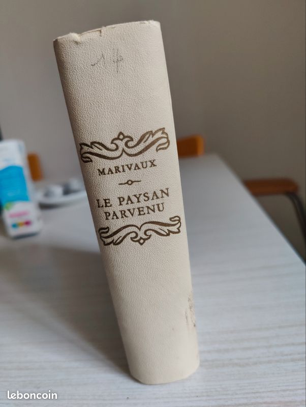 Livre ancien, Marivaux, Le paysan parvenu, édition à tirage limité de 1949 (image 2)