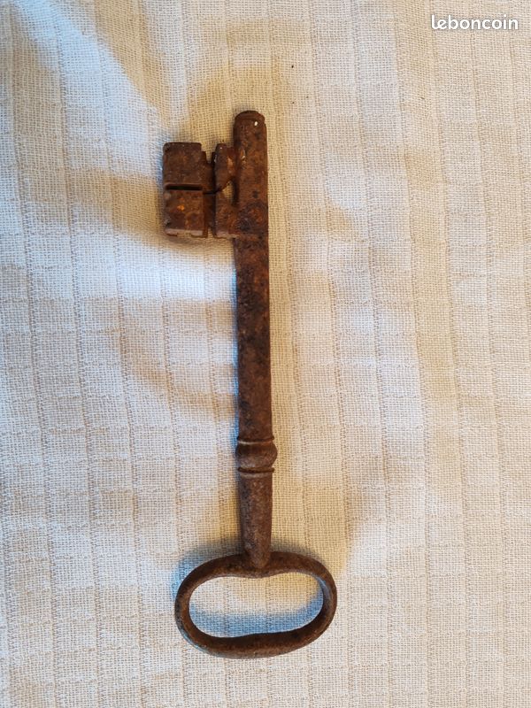 Ancienne clé (image 2)