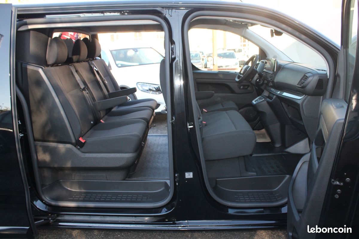 Citroën Jumpy III Fg Cabine approfondie Taille XL Blue HDI 180 S&S EAT8 Full équipés GPS, Caméra de recul, Pack Look; Full Led, Habillage bois .....28/07/2025, 5 Kilomètres - 29 900 HT (image 6)