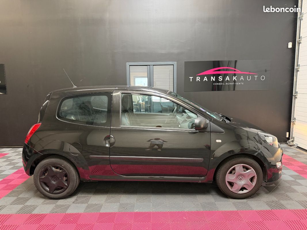 RENAULT TWINGO II 1.2 16v 75 CV eco2 Life + BLUETOOTH + USB + ISOFIX (image 2)