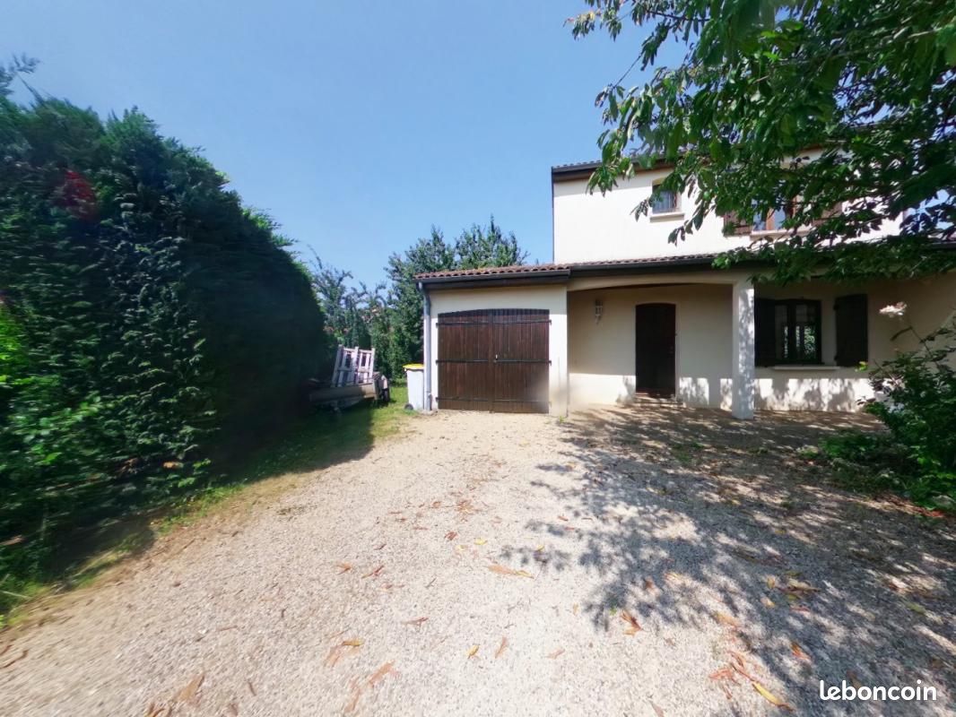 Maison 5 pièces 111 m² · à Poitiers · 111 m² · 1 035 €