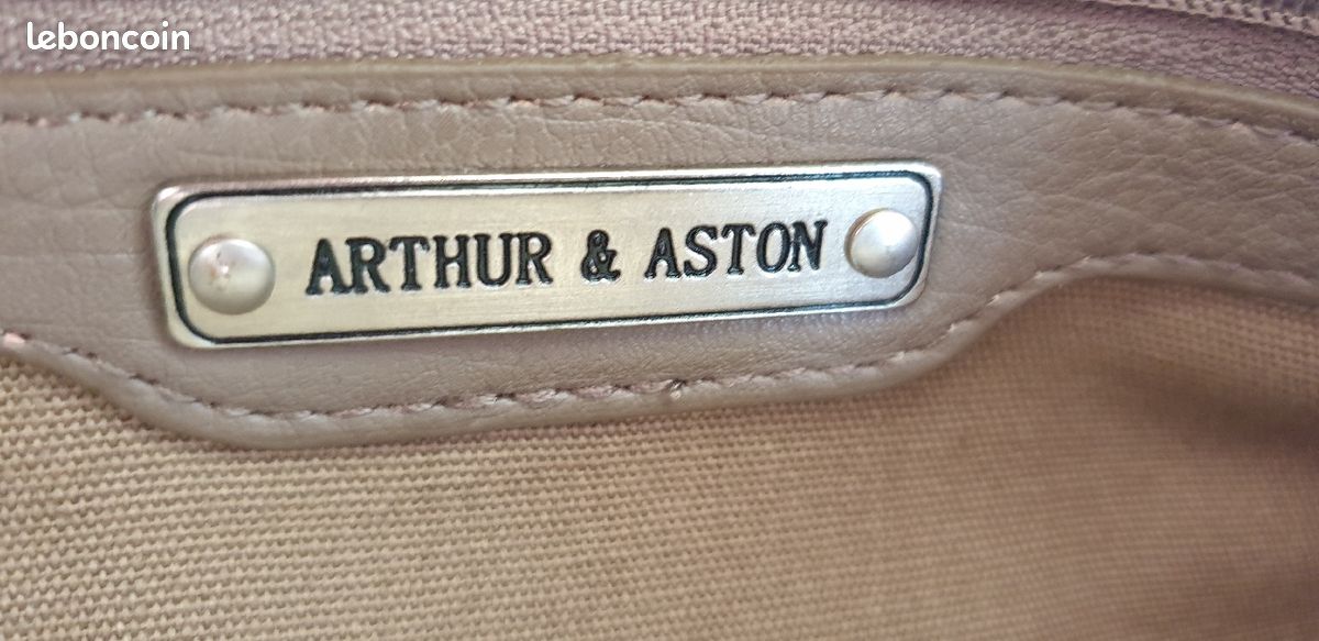 Sacoche ARTHUR ET ASTON (image 2)