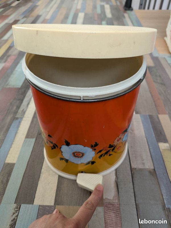 Poubelle vintage (image 6)