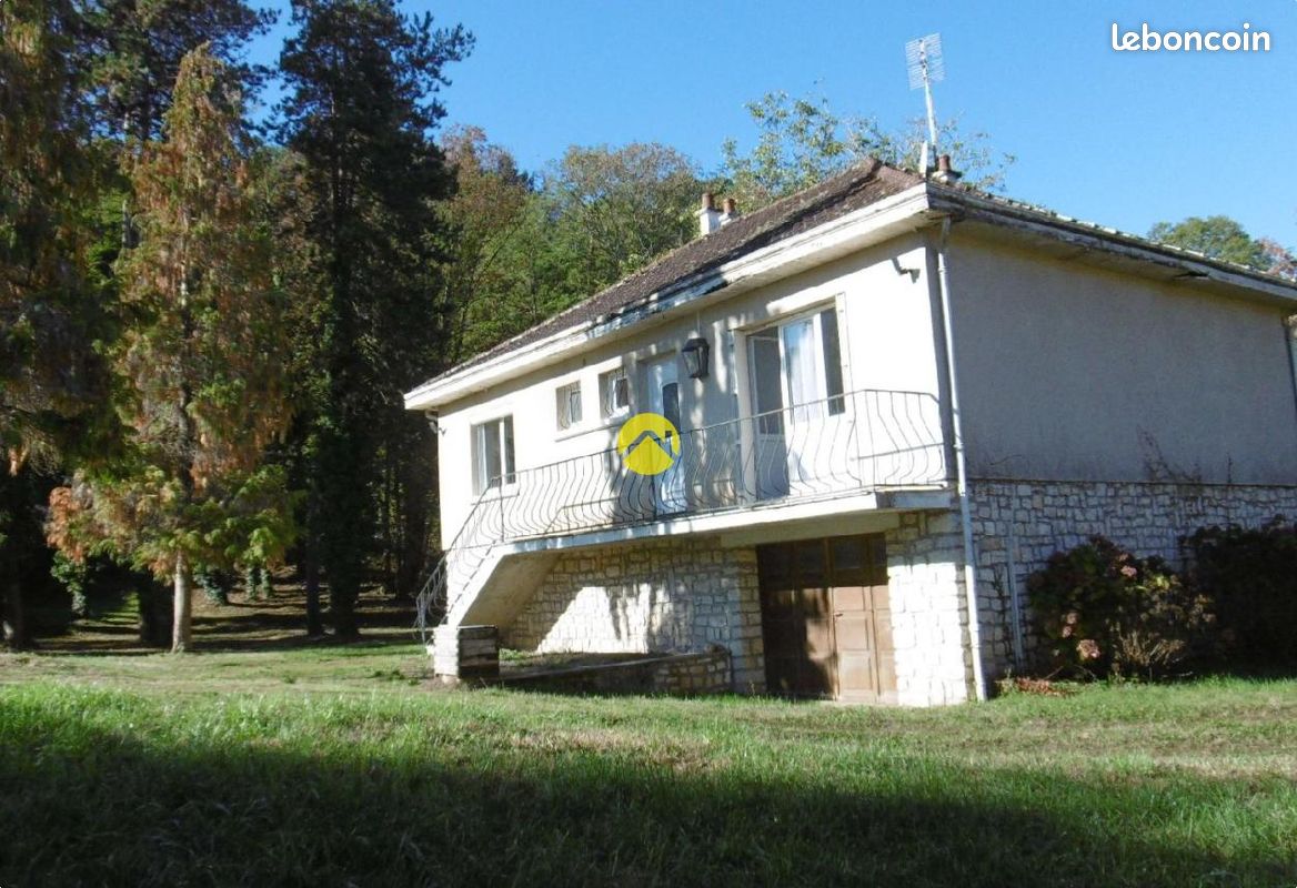 Maison 3 pièces 75 m² · au Blanc · 75 m² · 85 000 €