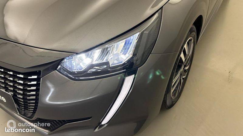 Peugeot 208 1.2 PureTech 100ch S&S Style (image 17)