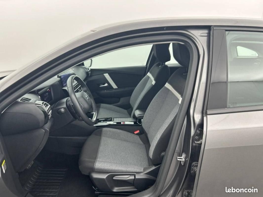 Citroën C4 SOCIETE BLUEHDI 130 EAT8 - PRO BUSINESS R (image 11)