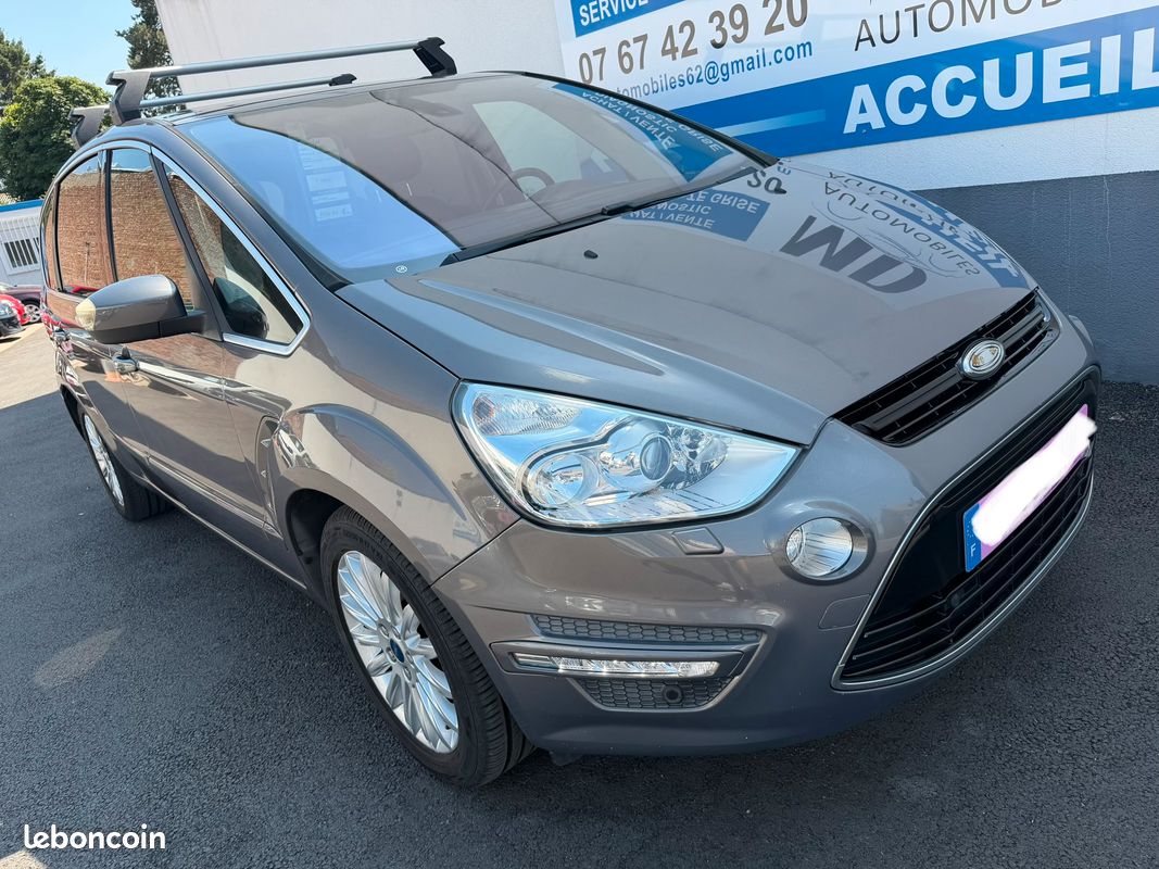 Tres beau Ford S-Max 1.6 TDCi 115 cv Titanium premiere main 7 places (image 1)