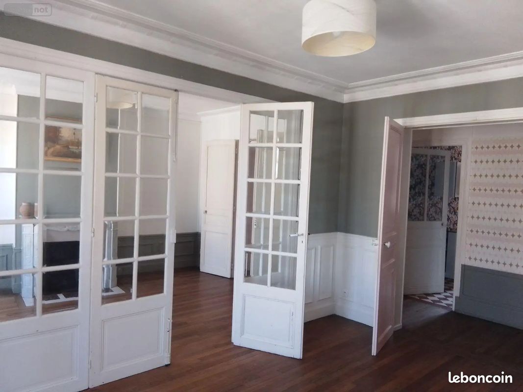 Appartement 3 pièces 100 m² · à Soissons · 100 m² · 709 €/mois