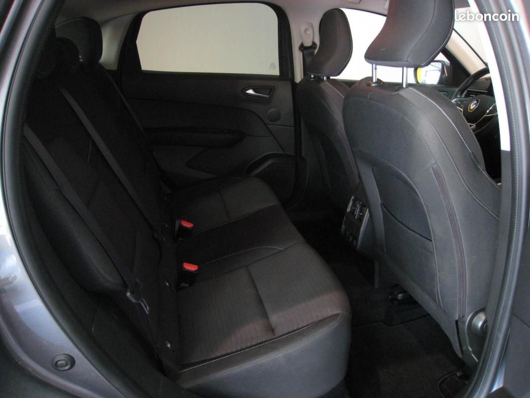 Renault Arkana E-Tech hybride 145 - 22 Evolution (image 10)