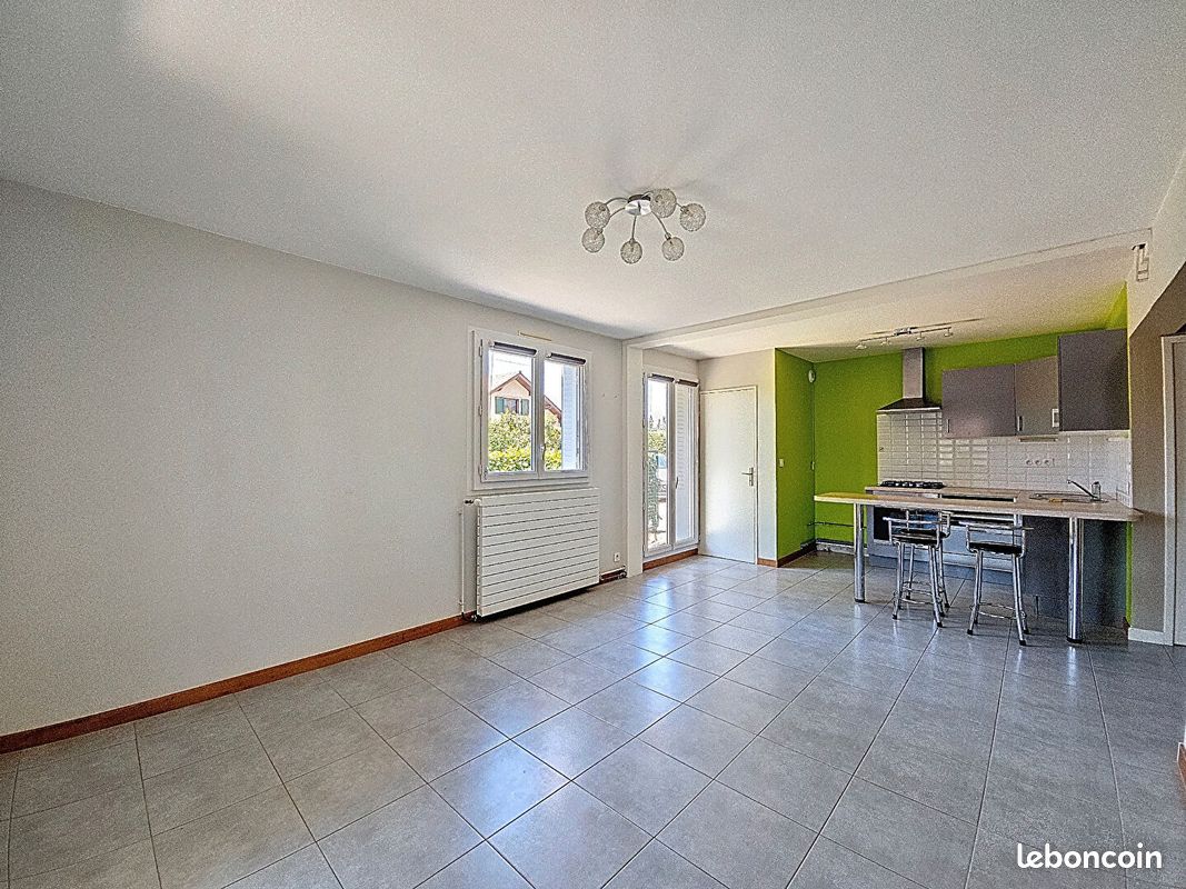 Appartement 2 pièces 46 m² · à Bourg-en-Bresse · 46 m² · 590 €