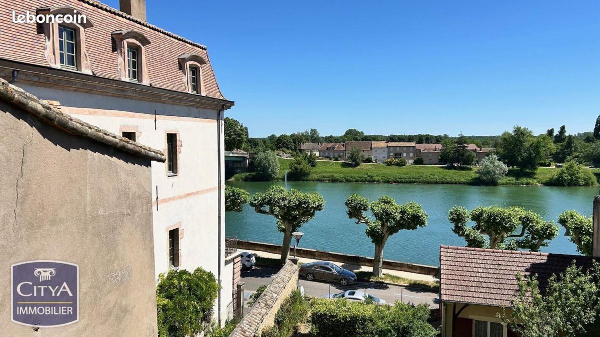 Appartement 4 pièces 166 m² · à Tournus · 166 m² · 160 000 €