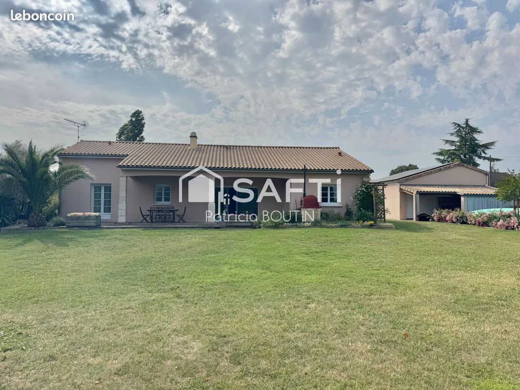 Maison 6 pièces 134 m² · à Faye-sur-Ardin · 134 m² · 294 000 €