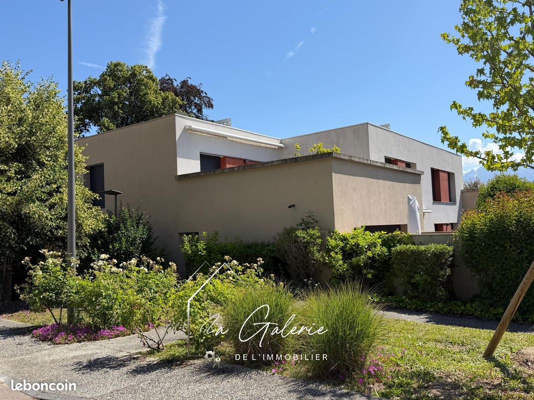 Appartement 3 pièces 72 m² · à Seyssins · 72 m² · 299 000 €