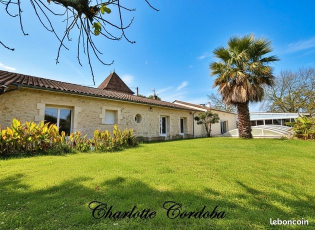 Maison 7 pièces 346 m²