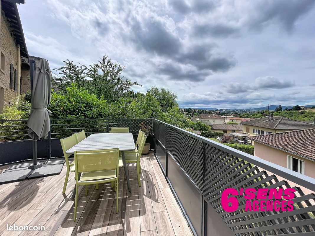 Maison 5 pièces 180 m² · à Val d'Oingt · 180 m² · 490 000 €