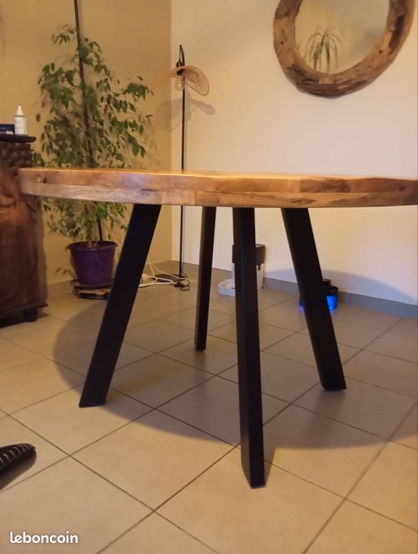 Table et 4 chaises (image 2)