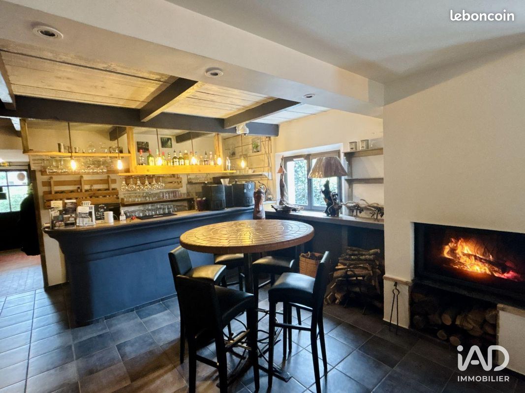 Restaurant 223 m² SALERNES (image 3)