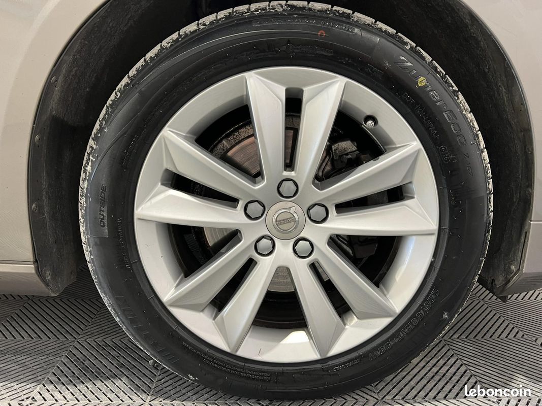 VOLVO V60 D4 190 ch Geartronic 8 Momentum (image 15)