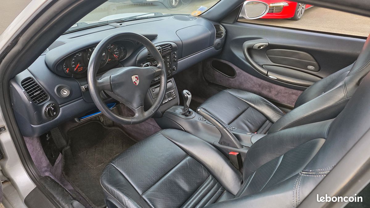 Porsche 911 - 996 carrera 4 coupe - 3.4 - 300 cv - toit ouvrant - boite meca (image 7)
