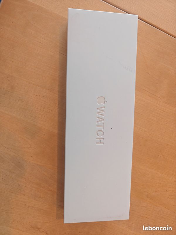 Apple Watch Series 10 (46mm) GPS Aluminium Jet Black - Unused( Brand new) + Native Union Loop (image 9)