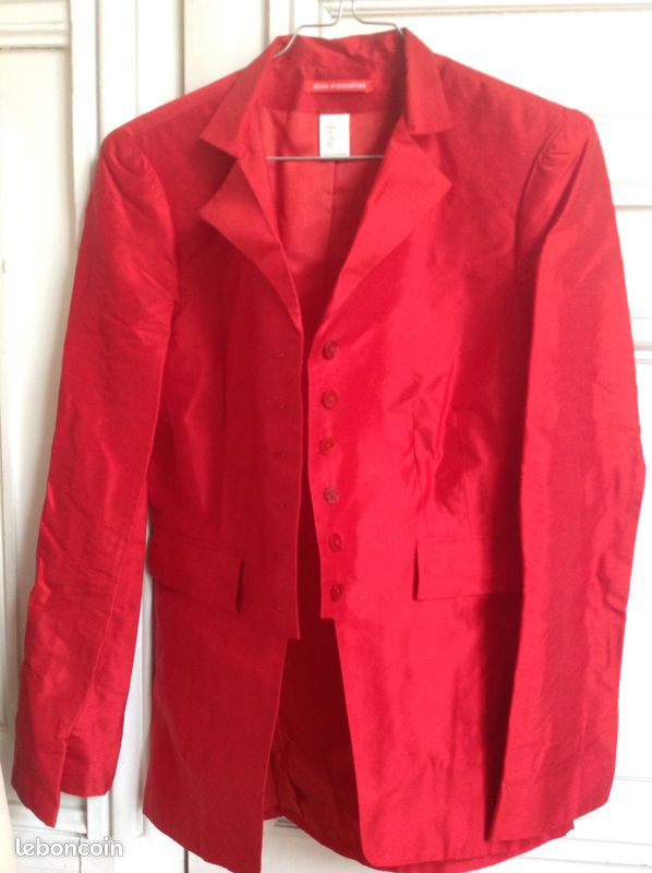 Veste en soie Alain Manoukian. T38. Rouge (image 1)