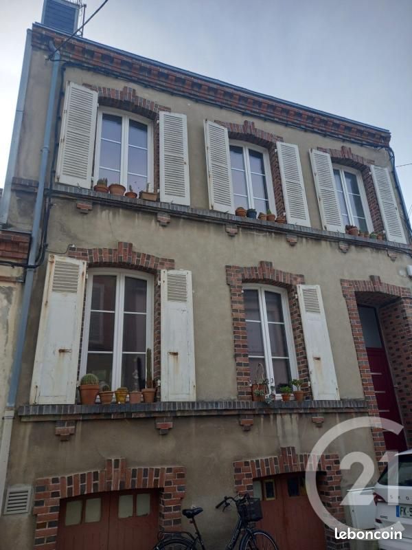 Maison 3 pièces 100 m² · à Cherbourg-en-Cotentin · 100 m² · 873 €