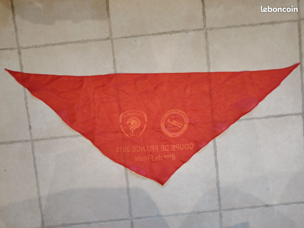 Drapeaux Triangulaires D’athlétisme En Fer Rouge, 2 Pièces