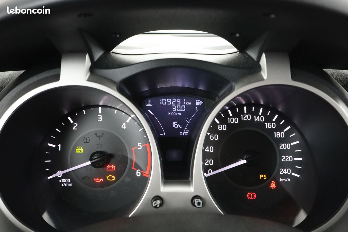 Nissan Juke 1.5 dCi N-Connecta 110 ch (image 16)
