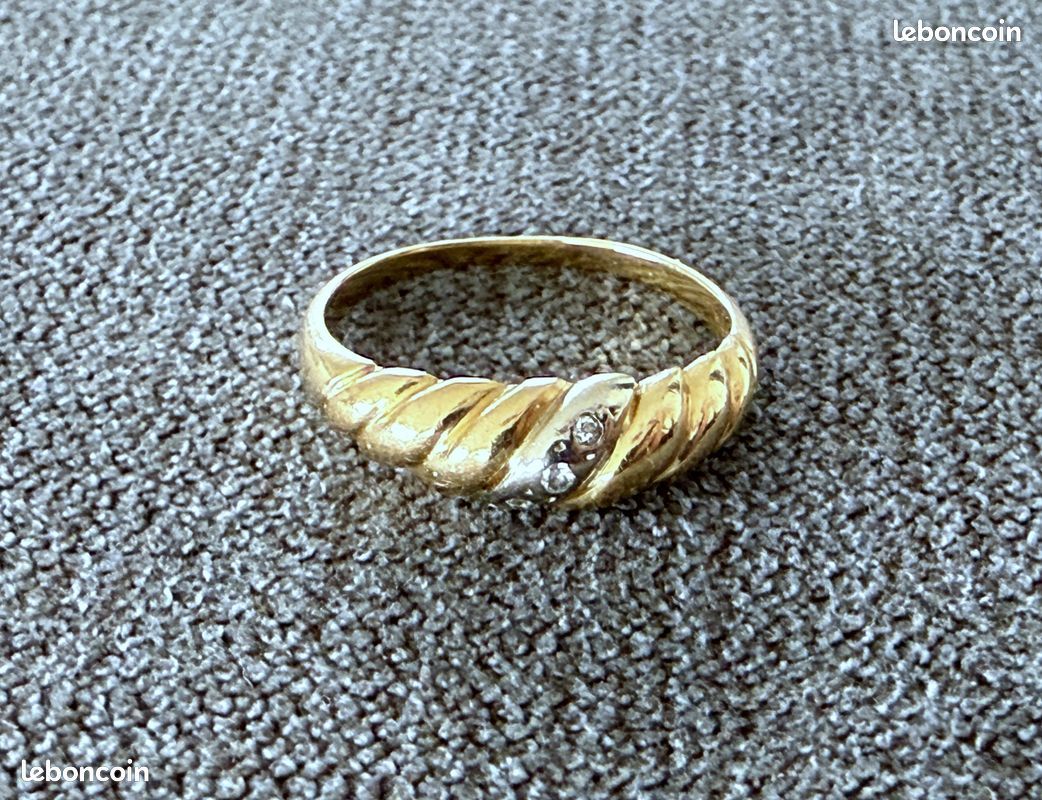 Bague en or massif 18 carats diamants- taille 51 Montres
