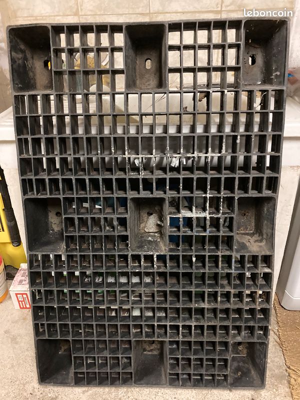 Palettes plastiques (image 1)