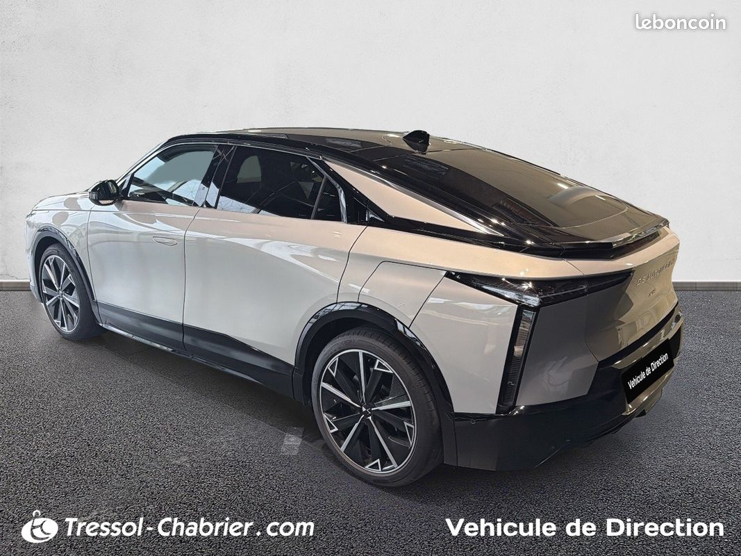DS N°8 245 ch FWD Long Range Etoile (image 24)