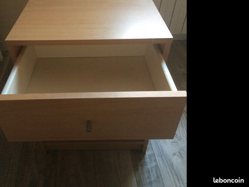 Table de chevet (image 2)